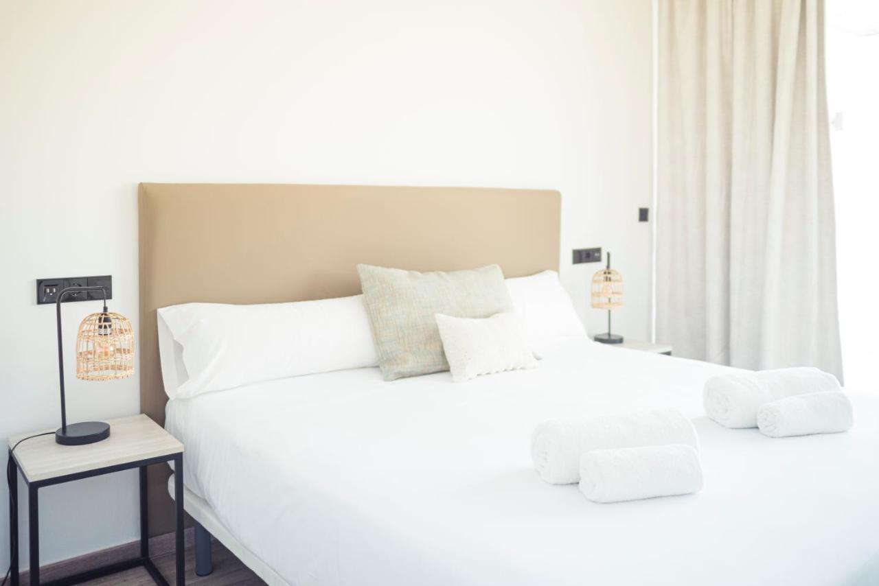Hotel Sa Clau By Mambo San Antonio  Buitenkant foto
